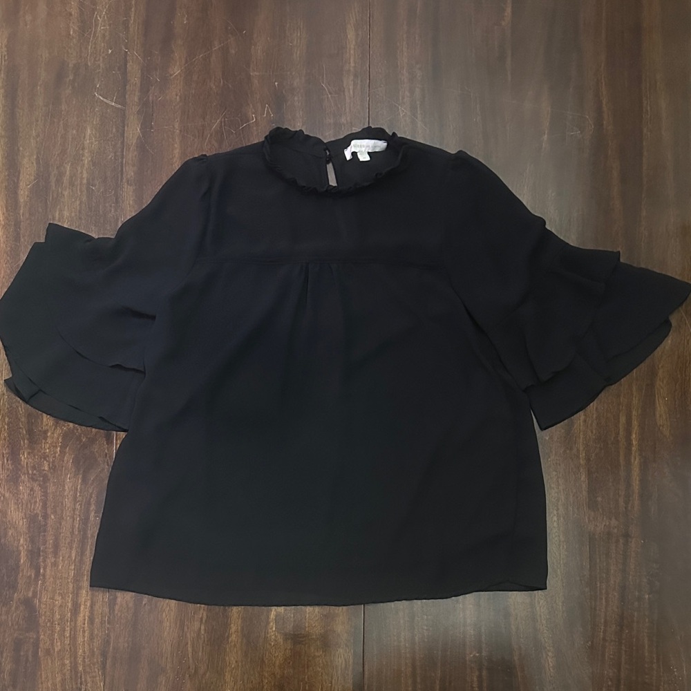 Chic Black Ruffled Women's Blouse